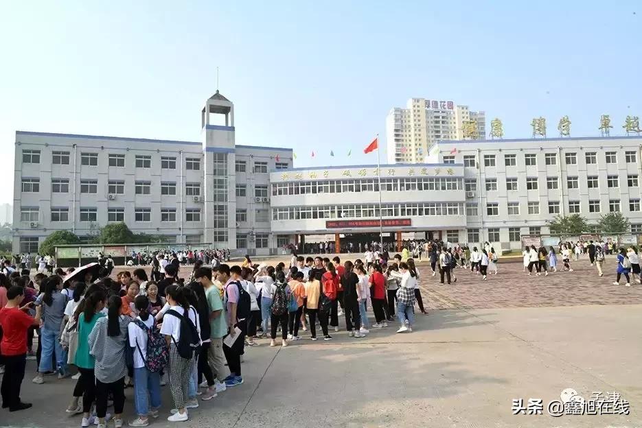 孟津高考最新信息,直击宜阳高考第一天