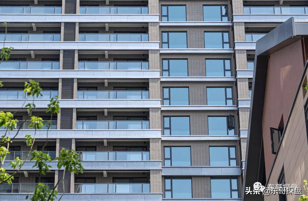 不输北龙湖顶豪,白沙已交付社区的NO.1到底长什么样?