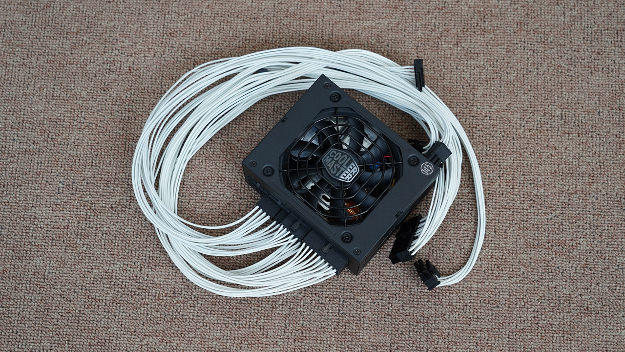 哪个机箱可以装3槽显卡,什么样的显卡适合装itx主机