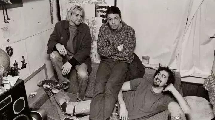 璐皯绐熺殑瓒崇悆鐞冮瀷,璐皯绐熷嚭鏉ョ殑鐞冮瀷