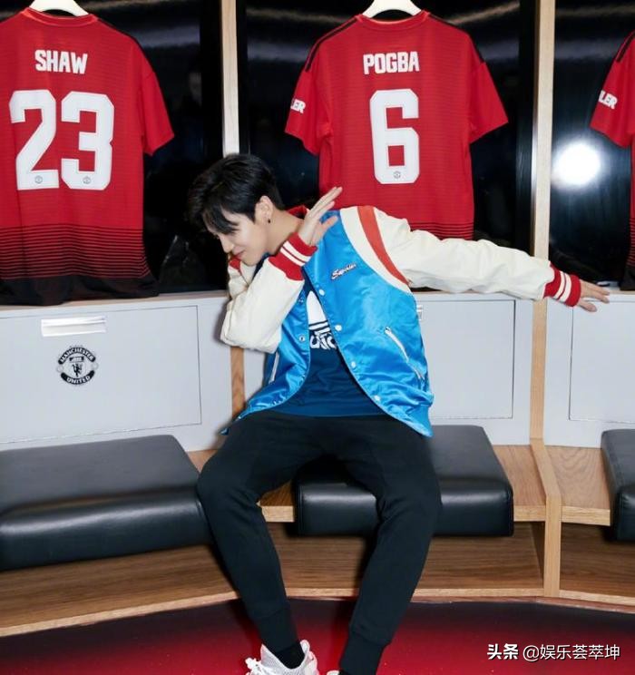 曼联官方祝福鹿晗生日,鹿晗生日祝福关晓彤贝克汉姆