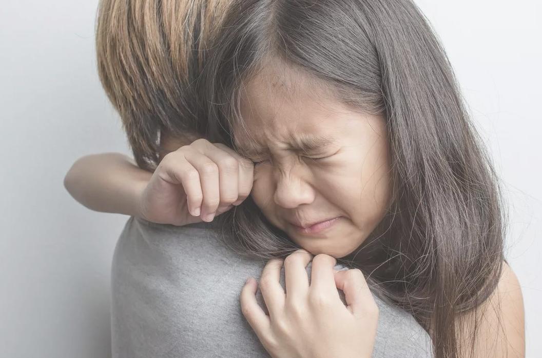 女孩月经来太早可以治疗吗,家有女儿要警惕什么