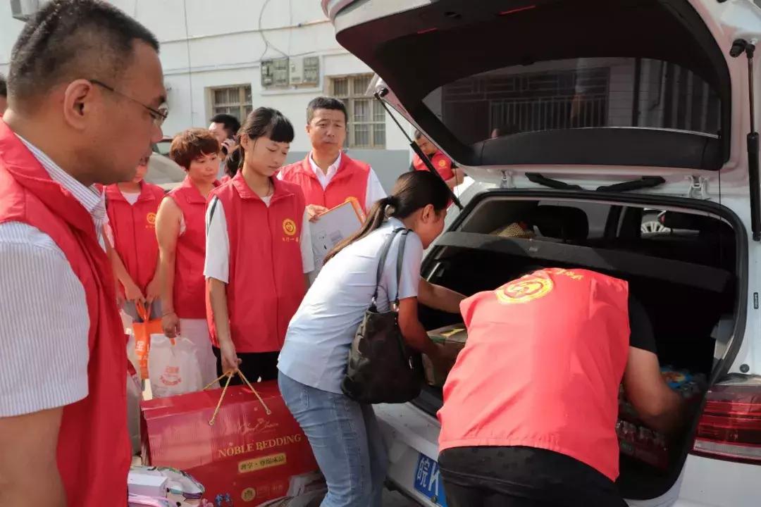 日行一善传递爱心,日行一善爱心传递视频