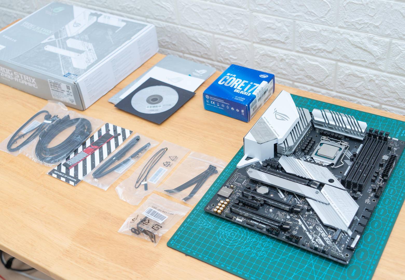 超详细的电脑组装装机教程,组装台式电脑装机步骤