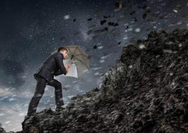 人在单位学会做一个狠人,学会不争你就赢了