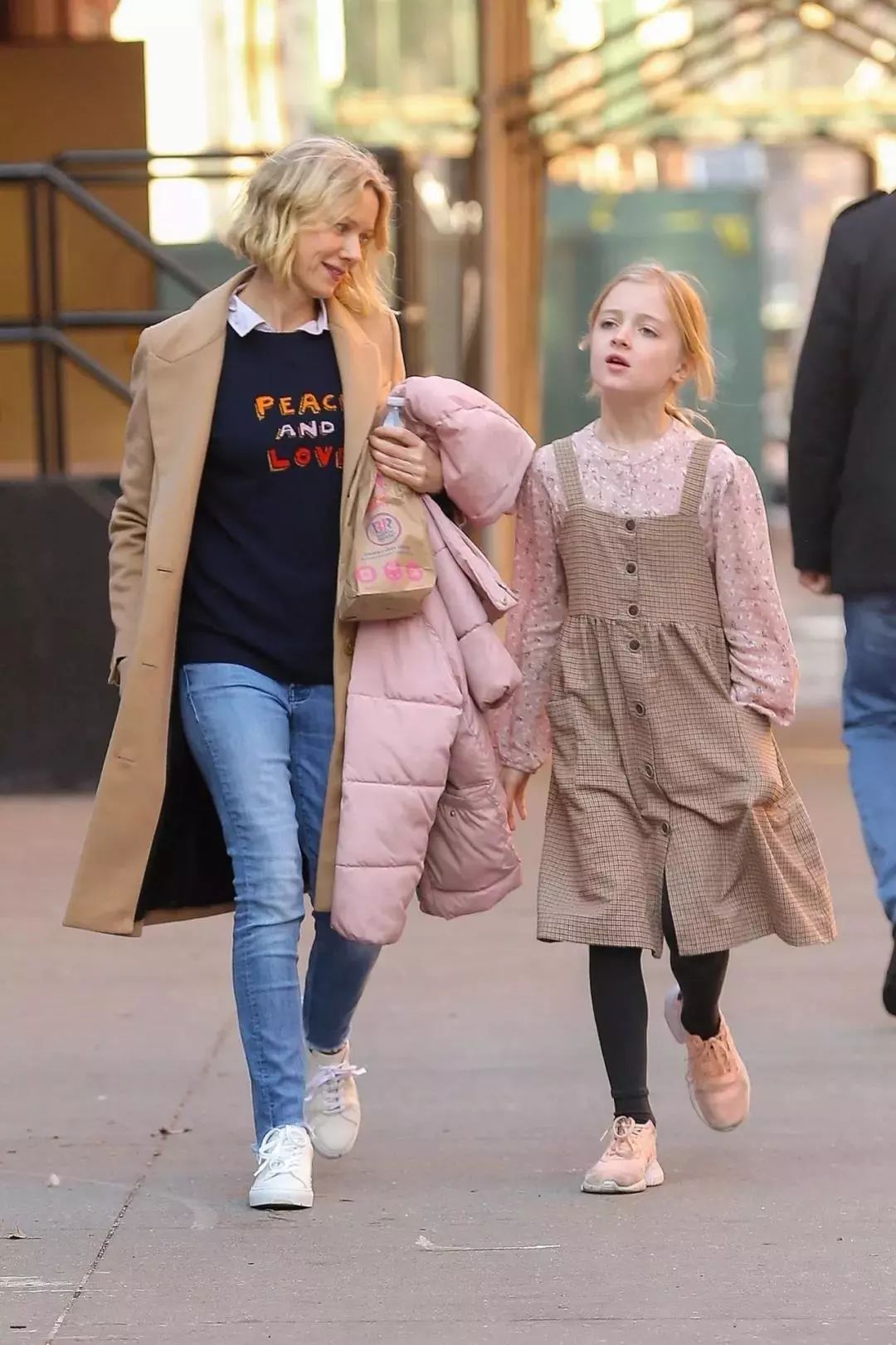 这些娃太好吸了！这些父母更会教啊