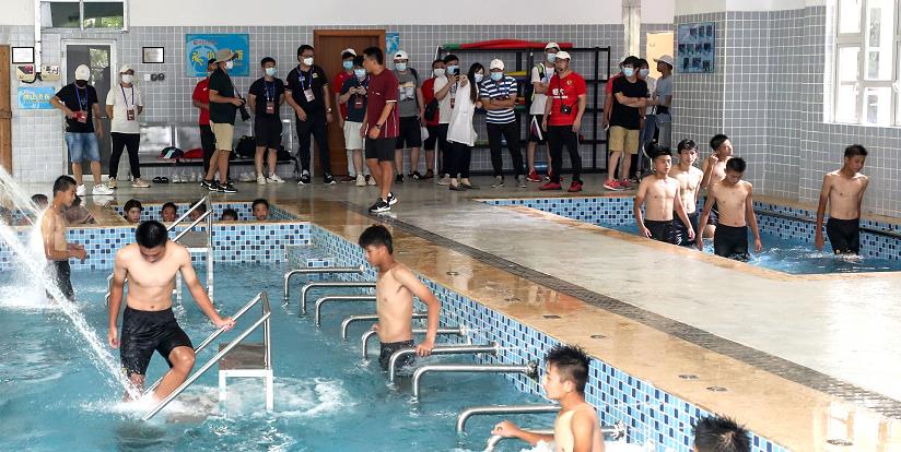 国足前队长爆料,国足前队长回击质疑