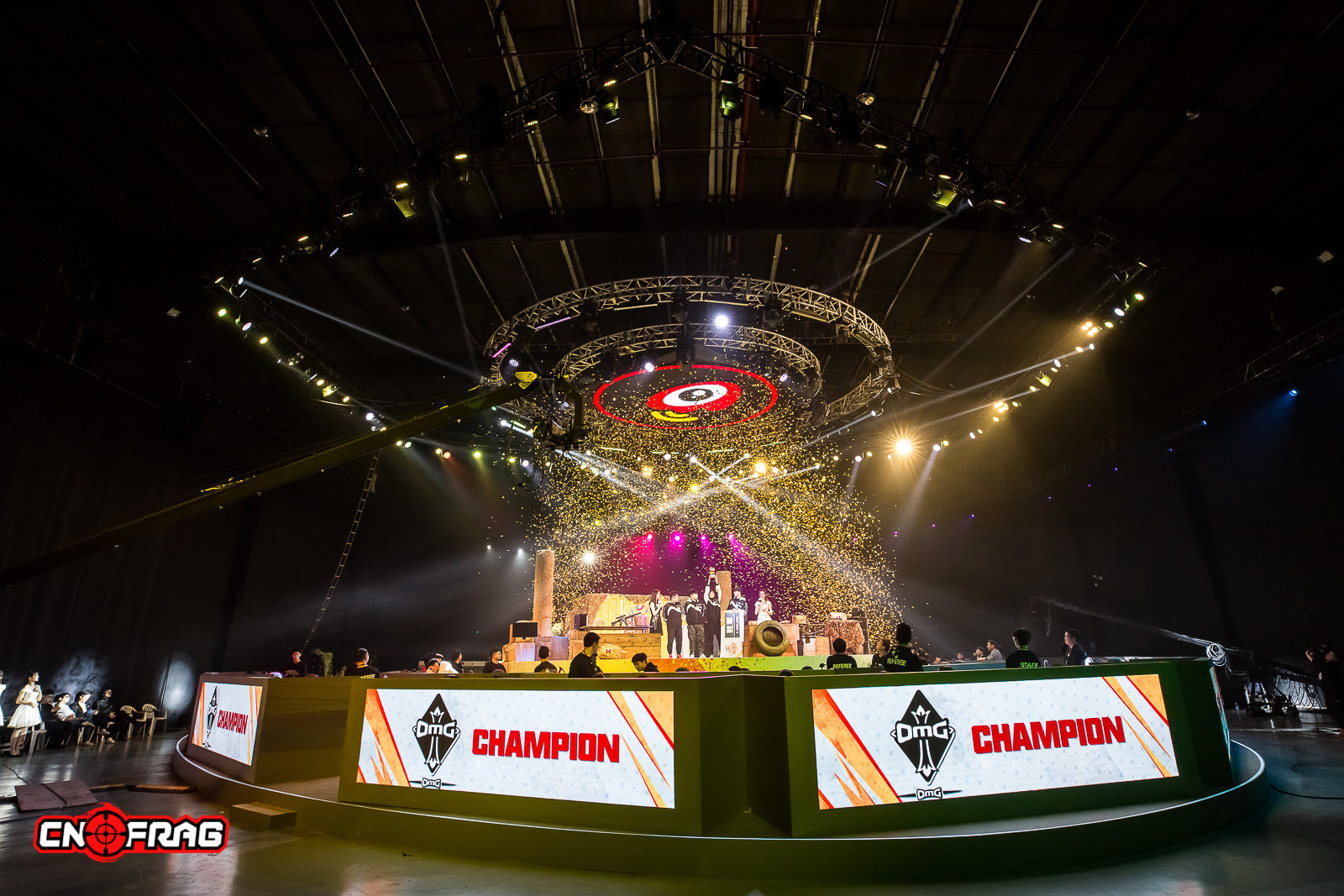 cnFrag2018年度电竞图片-TheYearinPhotos