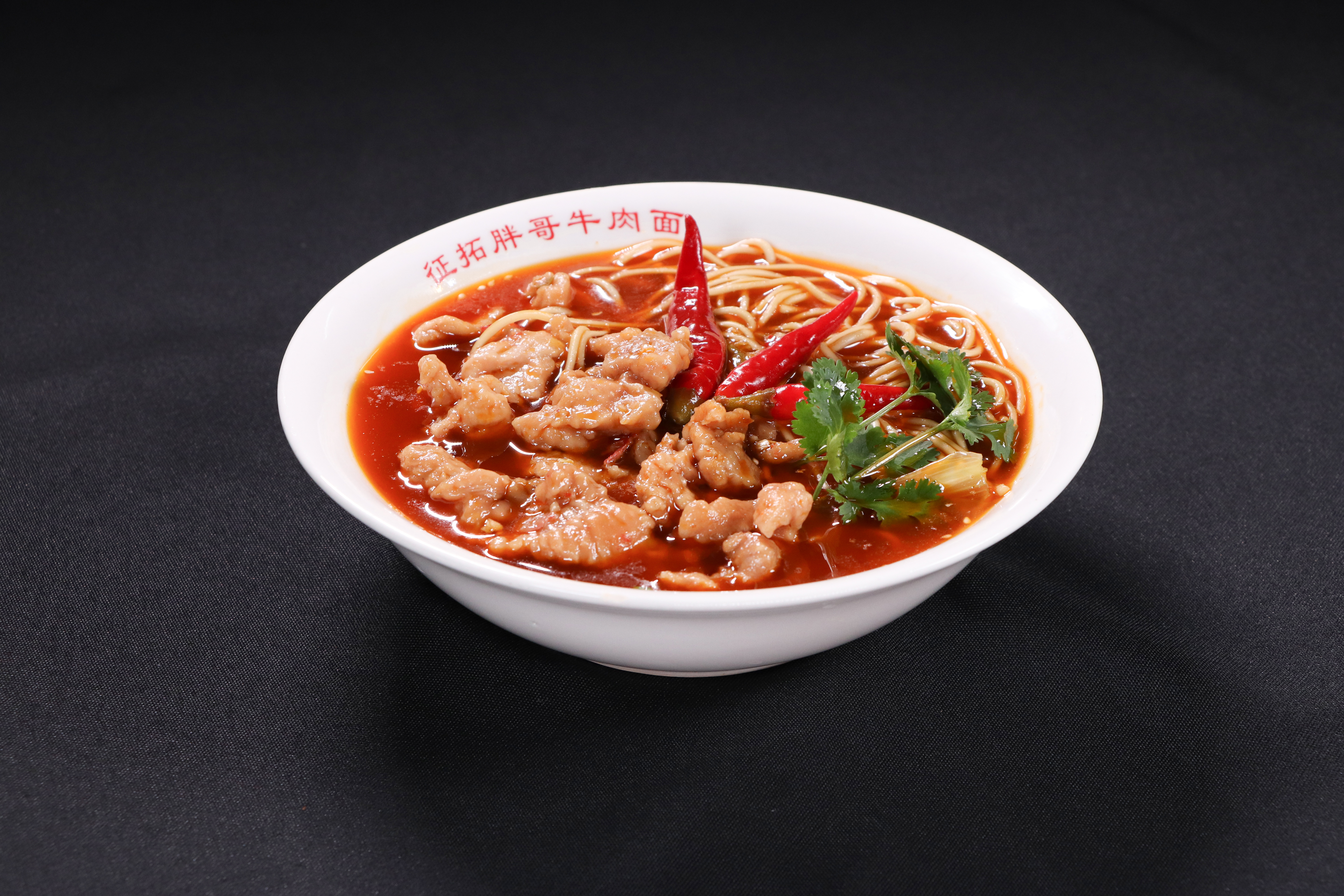 想开家面馆应该选加盟还是自营,想开面馆靠谱吗