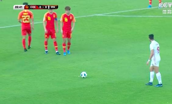 中国国奥0-1伊朗小组垫底出局,中国国奥对伊朗亚洲杯直播