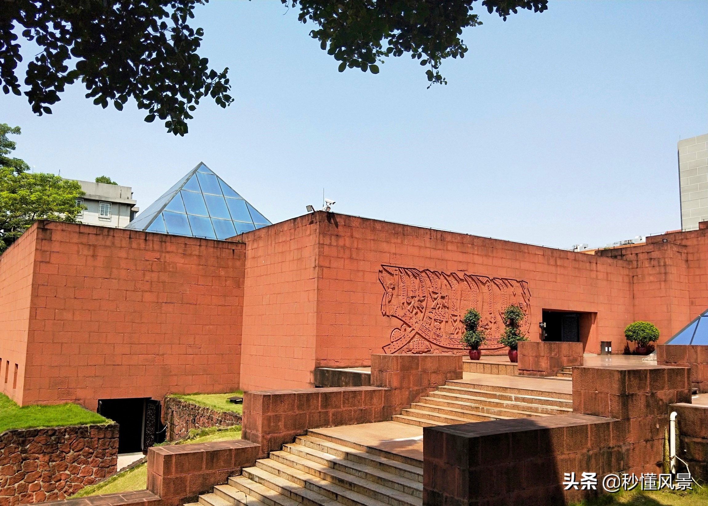 广州的越秀公园就有几个景点,越秀公园的历史遗迹有哪些