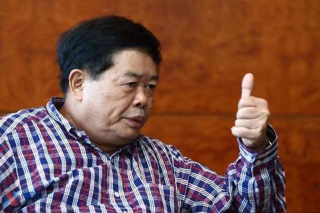 曹德旺的创业历程视频详讲,曹德旺创业励志正能量视频