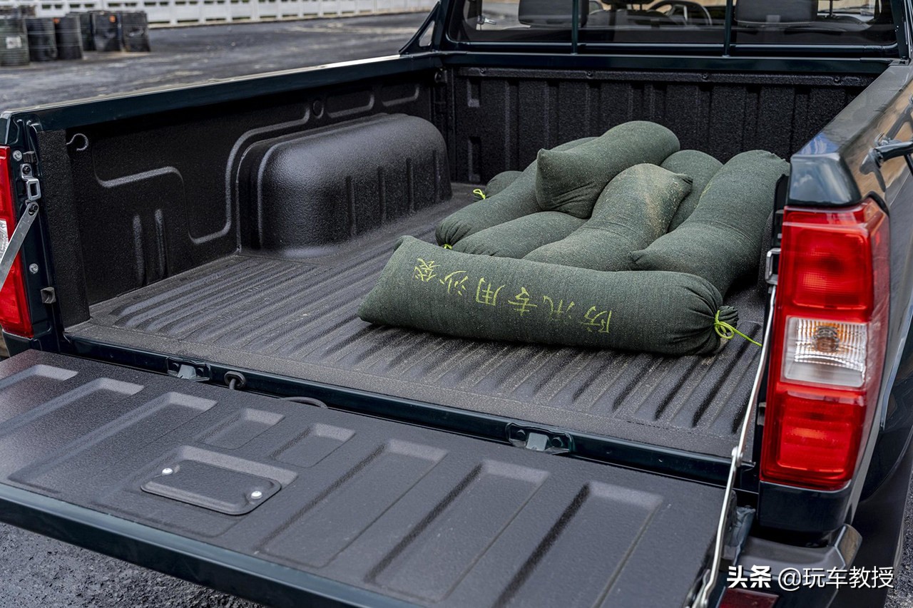 2018锐骐2.5t发动机,2.4t发动机