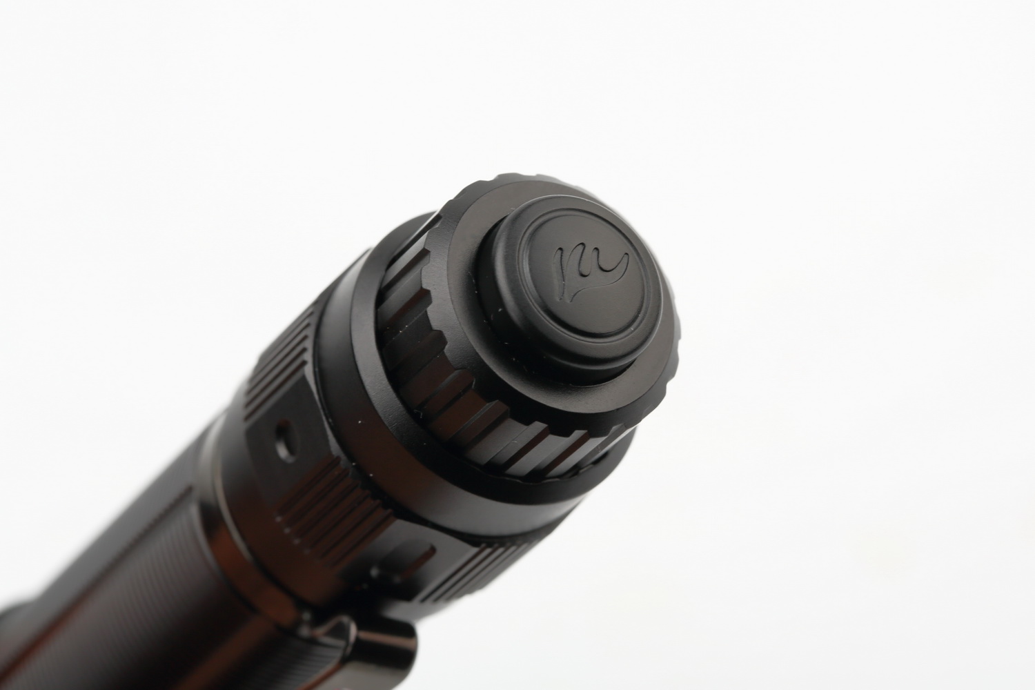 回归操作本质FENIXTK11TAC机械双模式战术电筒评测