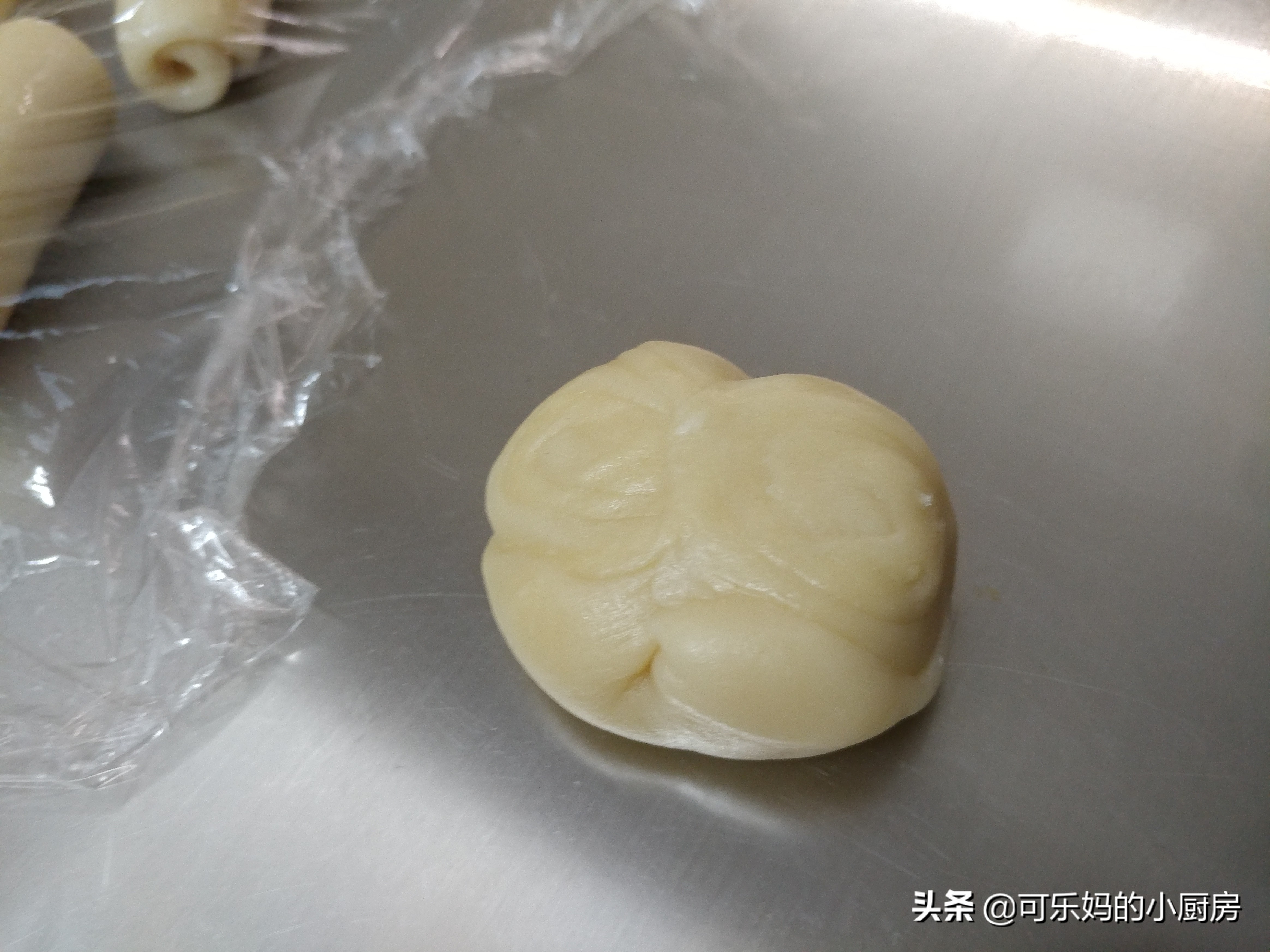 酥皮绿豆饼小吃,蛋挞皮酥皮绿豆饼