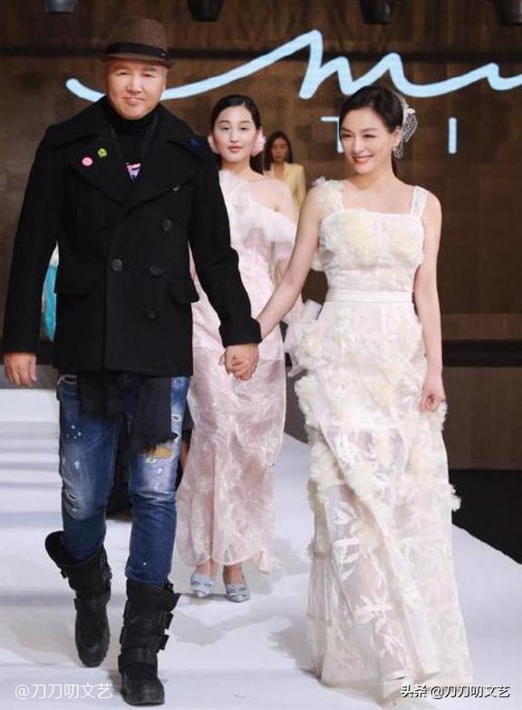 大s范玮琪口罩事件,范玮琪口罩事件真相