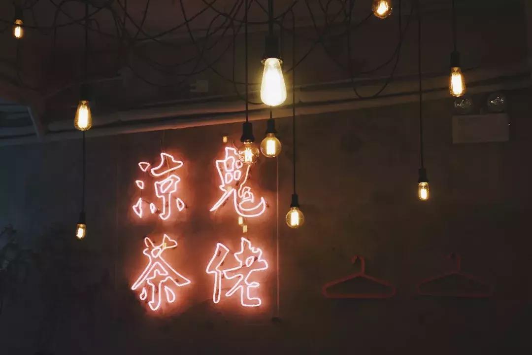 去香港吃大排档的感受 (到香港排档应该吃什么)