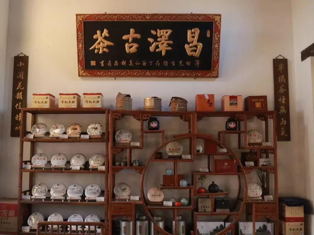 走胃更走心，一份热气腾腾的欢聚邀请已发出，请查收！