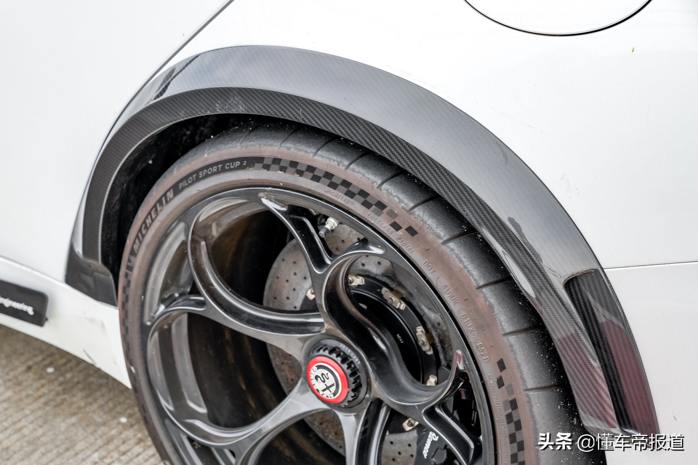 新车阿尔法罗密欧giulia豪华版200p,阿尔法罗密欧giulia车评