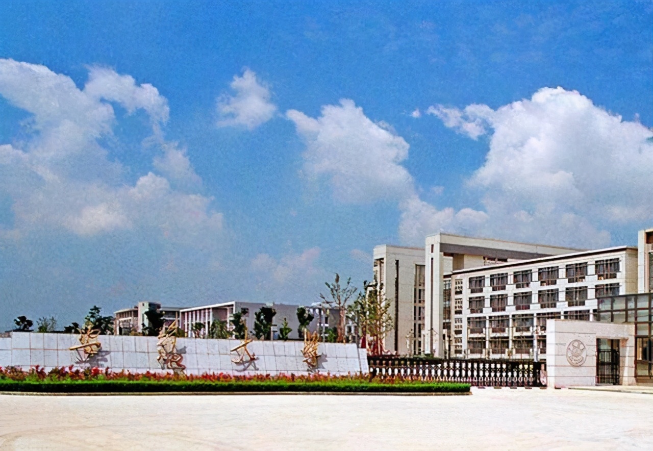 安徽这2所学院拟改名为“大学”，学生有些着急，想拿到新毕业证