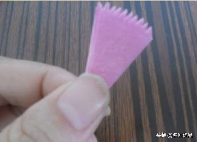 母亲节手工康乃馨简单又漂亮,母亲节适合给妈妈做的康乃馨手工