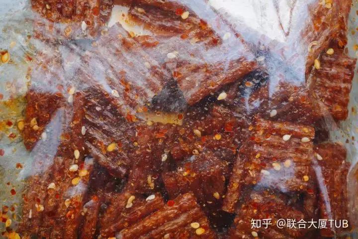 10种爆款零食好吃又实惠,推荐10款零食好物