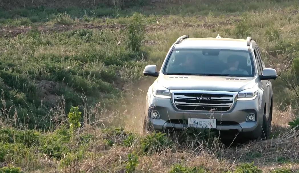 38号车评哈弗h9,试驾哈弗h9的视频