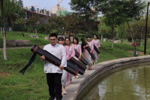 杨晓峰获时光科技主办2020年度非物质传承-民乐传承冠军