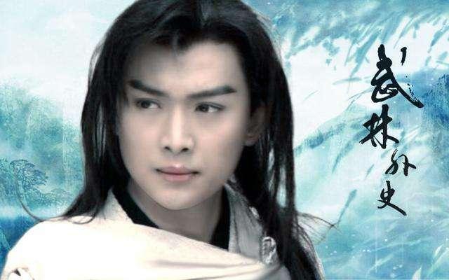 黄海冰：撞脸樊少皇，当红时3拒琼瑶，47岁过气当毛主席特型演员