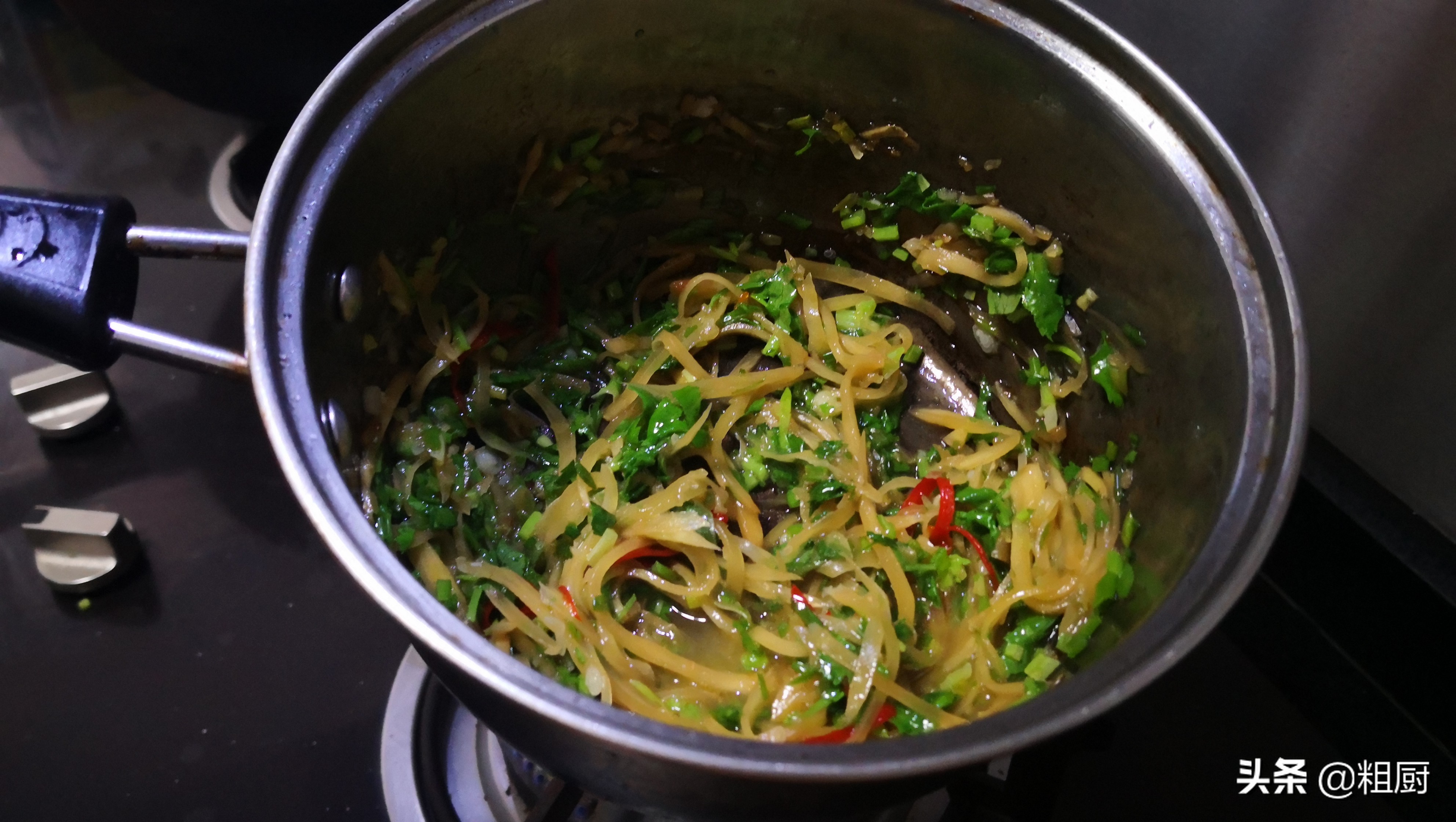 没有油的水煮鱼你吃过吗,不辣的水煮鱼好吃视频