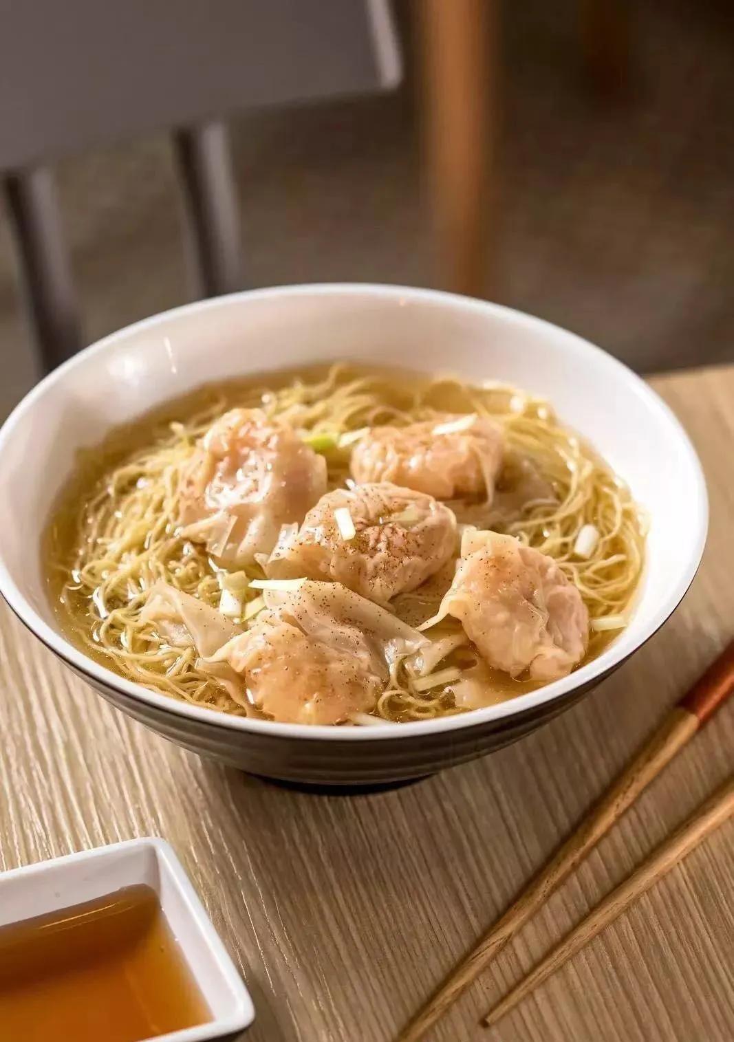 广州的云吞汤底,广州的好吃的面馆