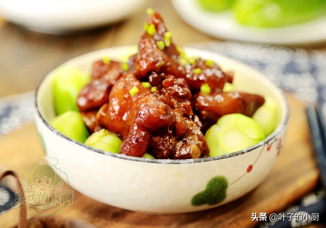 猪蹄炖好后有很大腥味怎么解决,做熟的猪蹄有腥味怎么补救