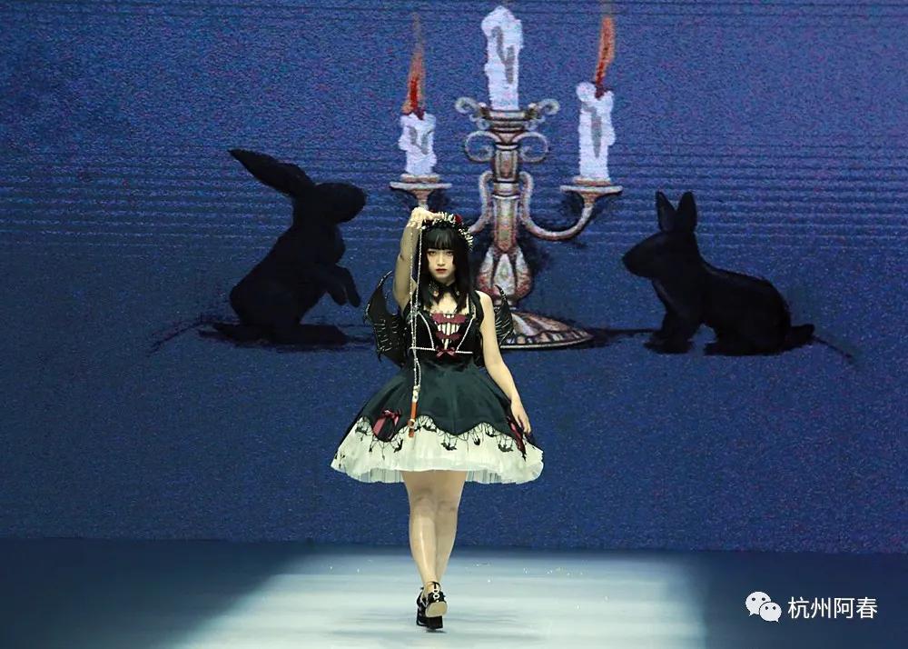 国际时尚周巴黎,时装周秀场