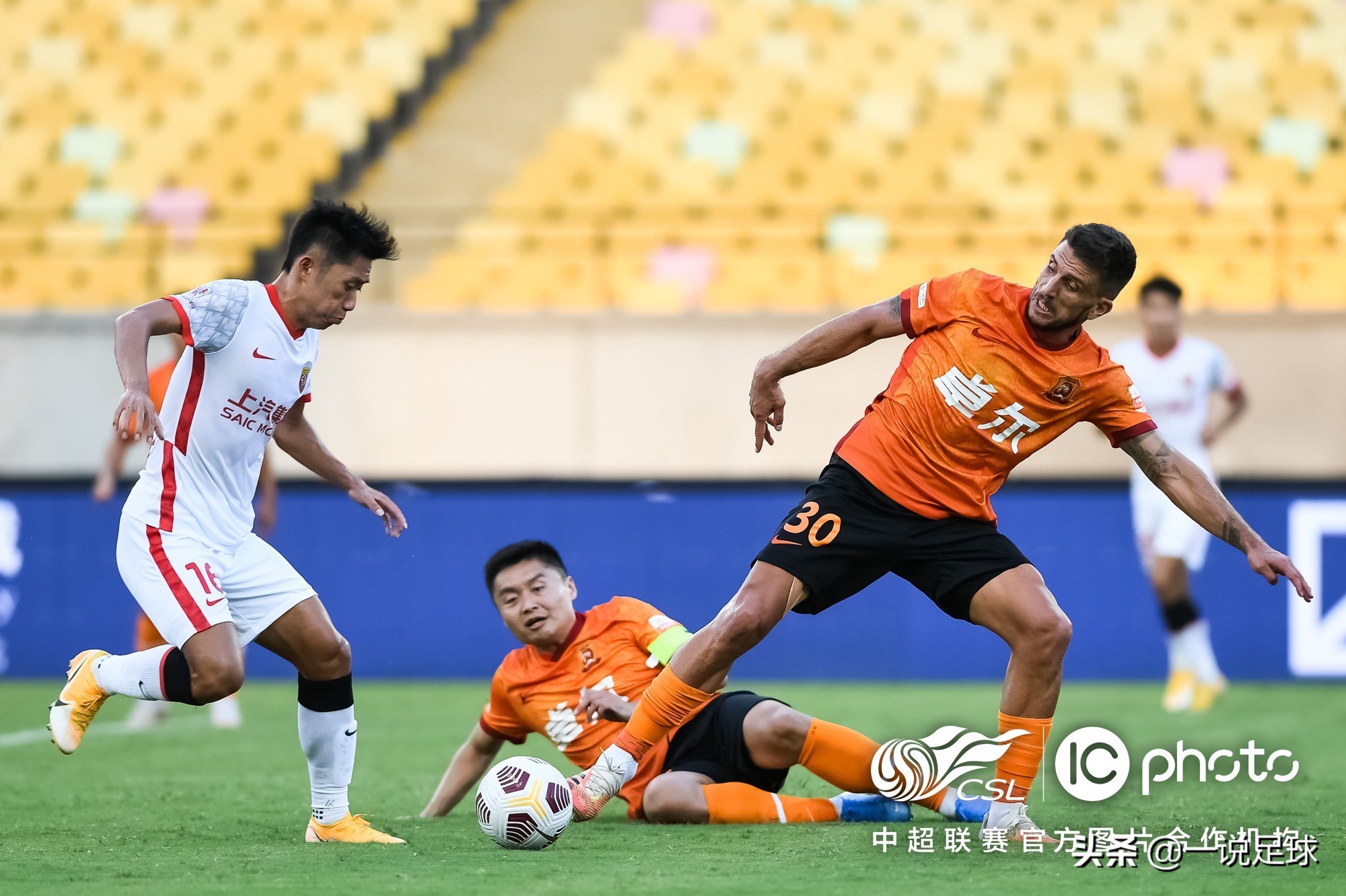 武汉0比0上港,武汉1-1上港集锦