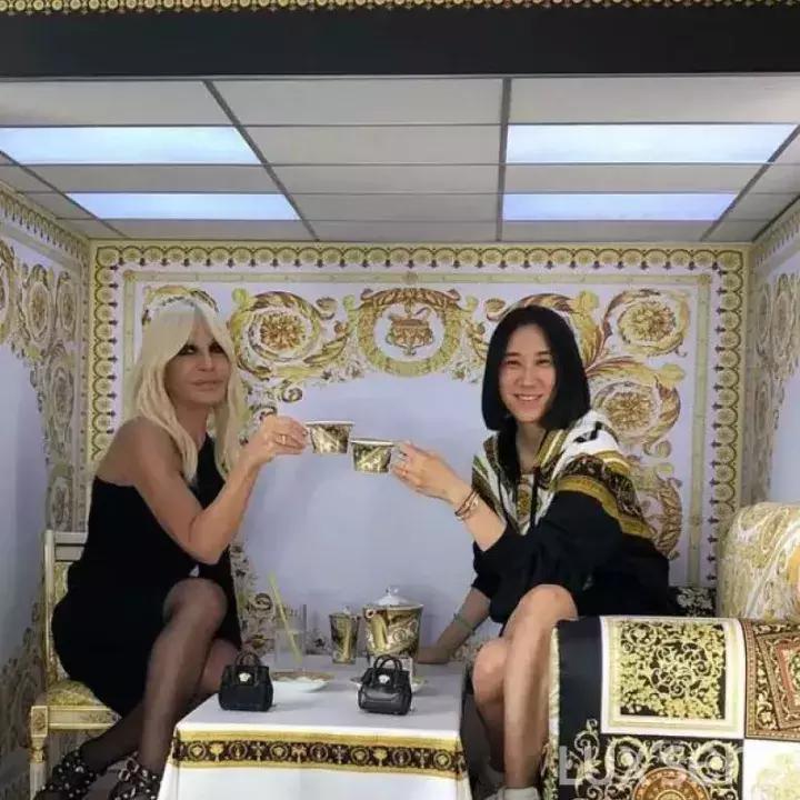 eva鏃跺皻鍗氫富,eva鍗氫富鍖呭寘