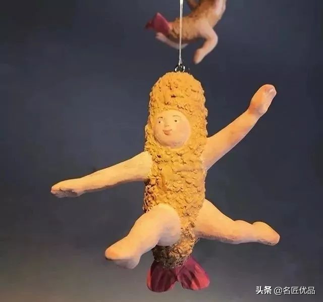 想不想开？这个贴着小胡子的女生，做出全世界最可爱的汽车