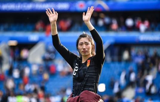 苏宁女足彭诗梦,中国女足门将彭诗梦