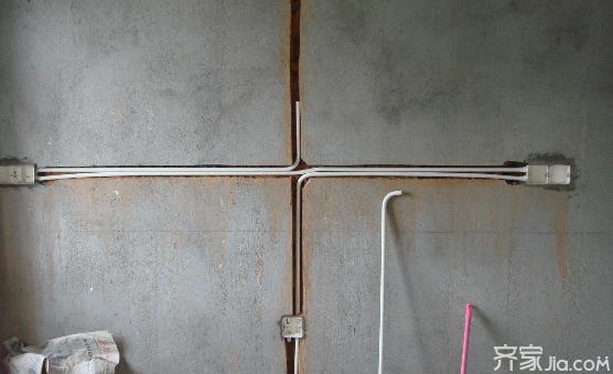 墙面瓷砖出现裂缝怎么处理,墙面出现裂缝该找谁