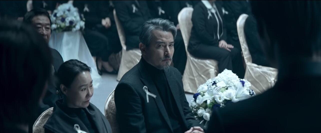 一种科幻设定，三次剧情转折，中国台湾的这部科幻片真争气