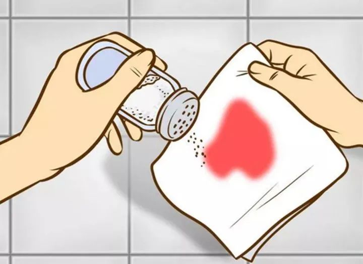 白墙红酒印渍怎么去除,去除红酒渍小妙招用白葡萄酒