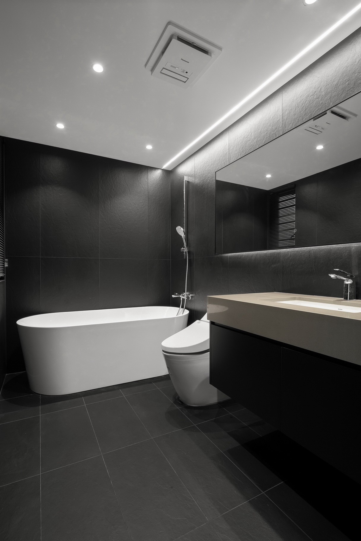 HOUSE无需刻意去做手法，我只是将本来心中所想的表达出来