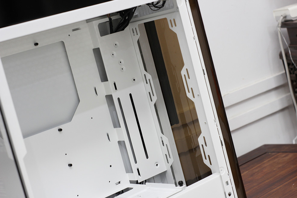 麻雀虽小，用“料”十足——Tt（Thermaltake）挑战者H3机箱体验