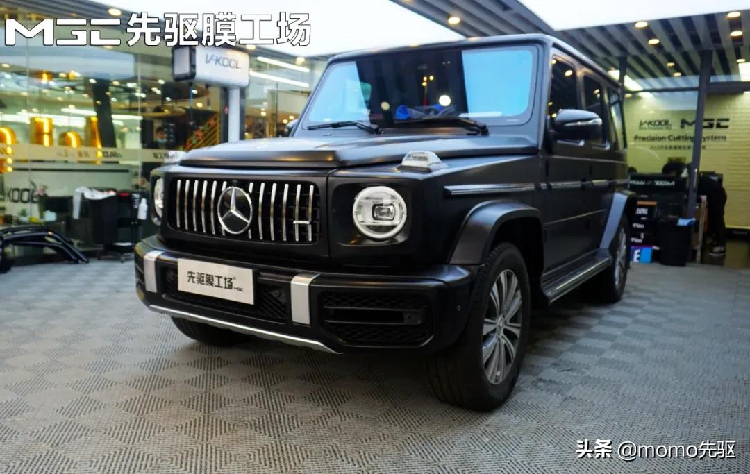 三十年不变经典传承硬汉的态度奔驰大G​装贴哑光系列车衣