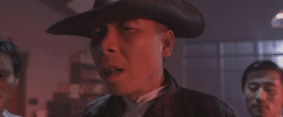 鐩樼偣鍛ㄦ槦椹扮數褰变腑鐨勮窇榫欏婕斿憳,鐩樼偣鍛ㄦ槦椹扮數褰遍噷闈㈢殑榫欏