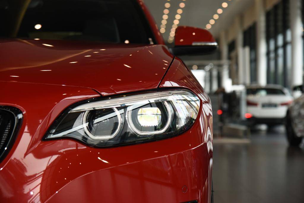 宝马225i四门2023款用车体验,宝马225i双门轿跑2023用车体验