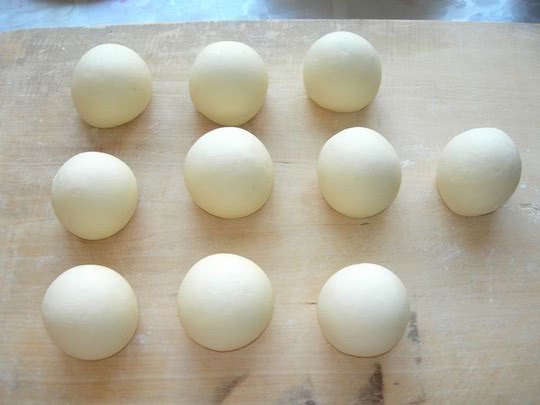 这样发面零失败，蒸包子、馒头都不在话下，一看就会，一做不废