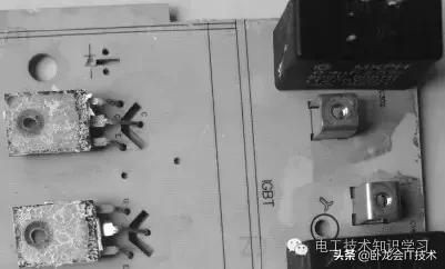 富士宝电磁炉s197c显示e2故障维修,电磁炉出现一二故障怎么处理