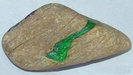 一刀穷一刀富故事,翡翠一刀穷一刀富的故事