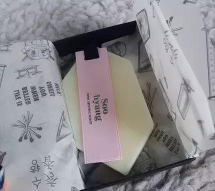 一堆伴手礼,有什么看着很值钱的伴手礼