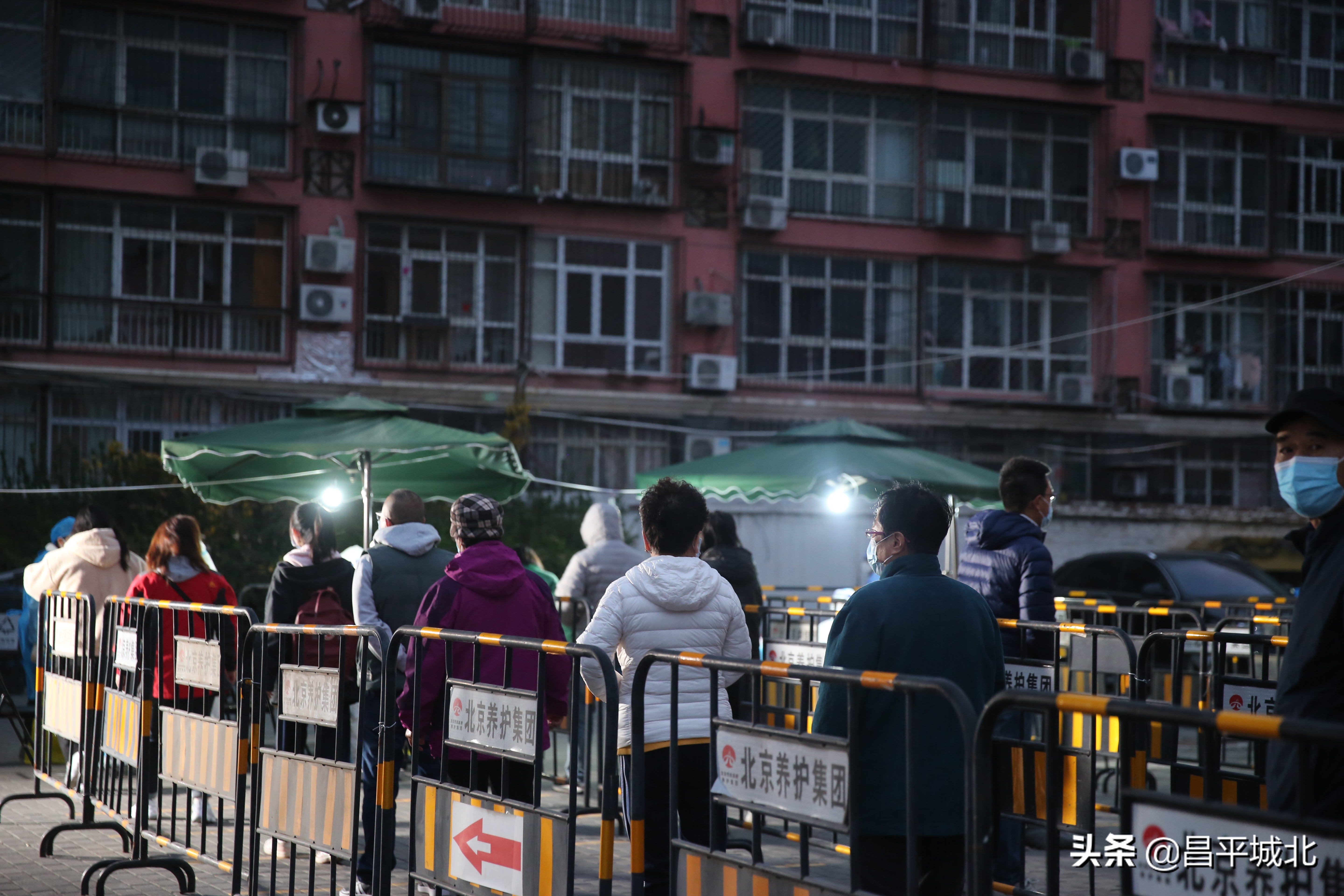 社区核酸检测疫情防控简报,社区防控疫情核酸检测新闻稿